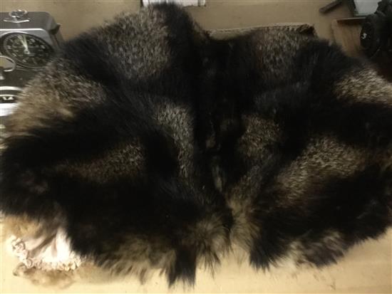 Fox cape & mink stole